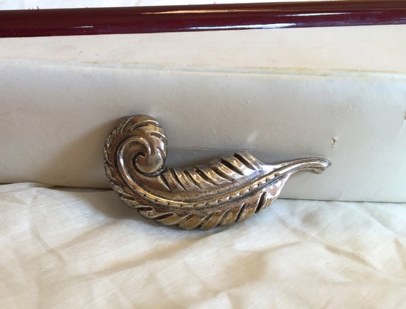 Lang sterling feather brooch bas relief plume 195… - image 2