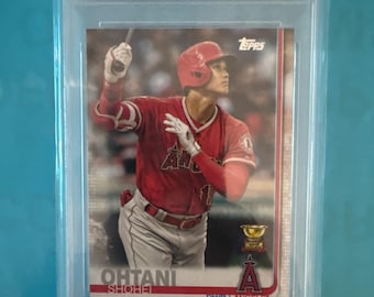 2019 Topps - Shohei Ohtani Swinging Card  #250 PSA  9 MINT