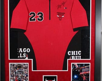 Michael Jordan #23 (AUTOGRAPHED) Chicago Bull NBA Authenticate Warmup Jacket UDA