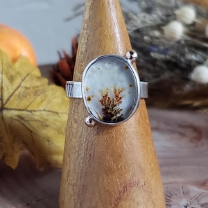 Anillo de ágata dendrítica con detalles en oro de 18k / Joyería artística hecha a mano / Joyería de colección