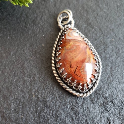 Crazy lace agate teardrop shops pendant in silver