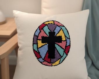 Cruz - Vitral - Fronha bordada com agulha de punção