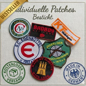 Op de afbeelding: Een verzameling geborduurde patches in verschillende vormen en kleuren. De patches bevatten tekst en afbeeldingen, waaronder een poloclublogo, een schild met gekruiste geweren en de woorden "BADBOY ATTITUDE".