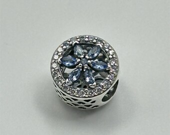 Cuenta de nieve de cristal azul hueca de circonita hueca de plata pura ALE de Pandora