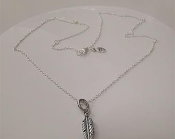Collar con colgante de pluma sagrada de plata S925 de Pandora, 45 cm