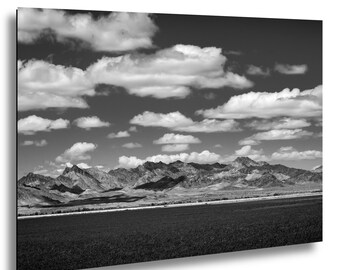 Montagne del deserto in Arizona – Stampa fotografica di paesaggi in bianco e nero