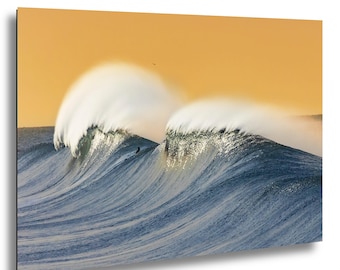 Surfista tra potenti onde oceaniche – California Surf Photography