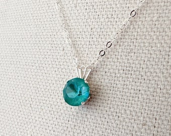 Austrian Crystal Solitaire Necklace | Laguna Green