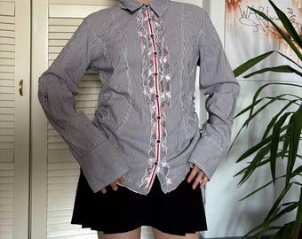 BiBA Pinstripe Shirt Ruffle Trim Red Stripe Button Up Preppy Chic Size M