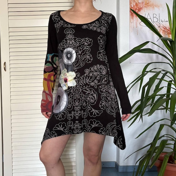 desigual asymmetric floral dress Tunic Black Print Statement Top M RUFFLE let me be a Size:12 Months Featuring an all
