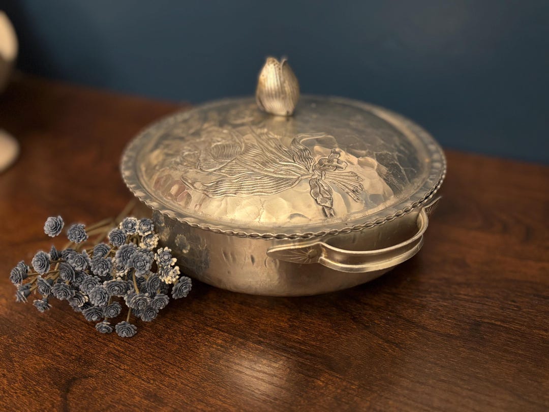 Rodney Kent Hammered Aluminum Tulip Covered Casserole Dish - Etsy