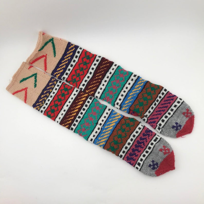 Vintage Pair Of Colorful Socks/Stockings, Colorful Knit Stockings, Knit Socks, Striped Socks/Stockings, Colorful Socks Bild 3