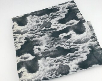 Vintage Blank Textiles Inc., 1997, Tela Nubes de tormenta, Tela Nubes oscuras y malvadas