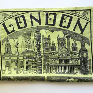 Vintage Lamont, Irish Linen, London Tea Towel, Linen London Souvenir Tea Towel, Green Linen London Tea Towel
