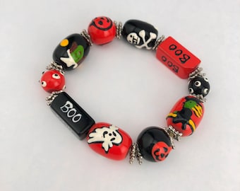 Vintage Glass Bead Halloween Bracelet/Bangle, Witch, Ghost, Pumpkin, Skeleton, Boo Bracelet