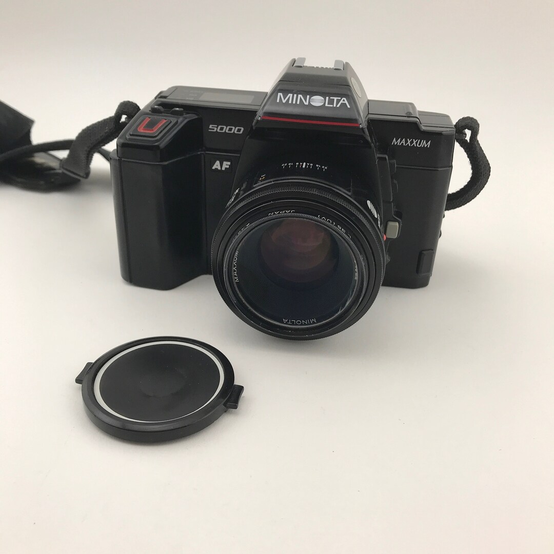Vintage Minolta Maxxum 5000 Autofocus 35mm Camera With 50mm Minolta