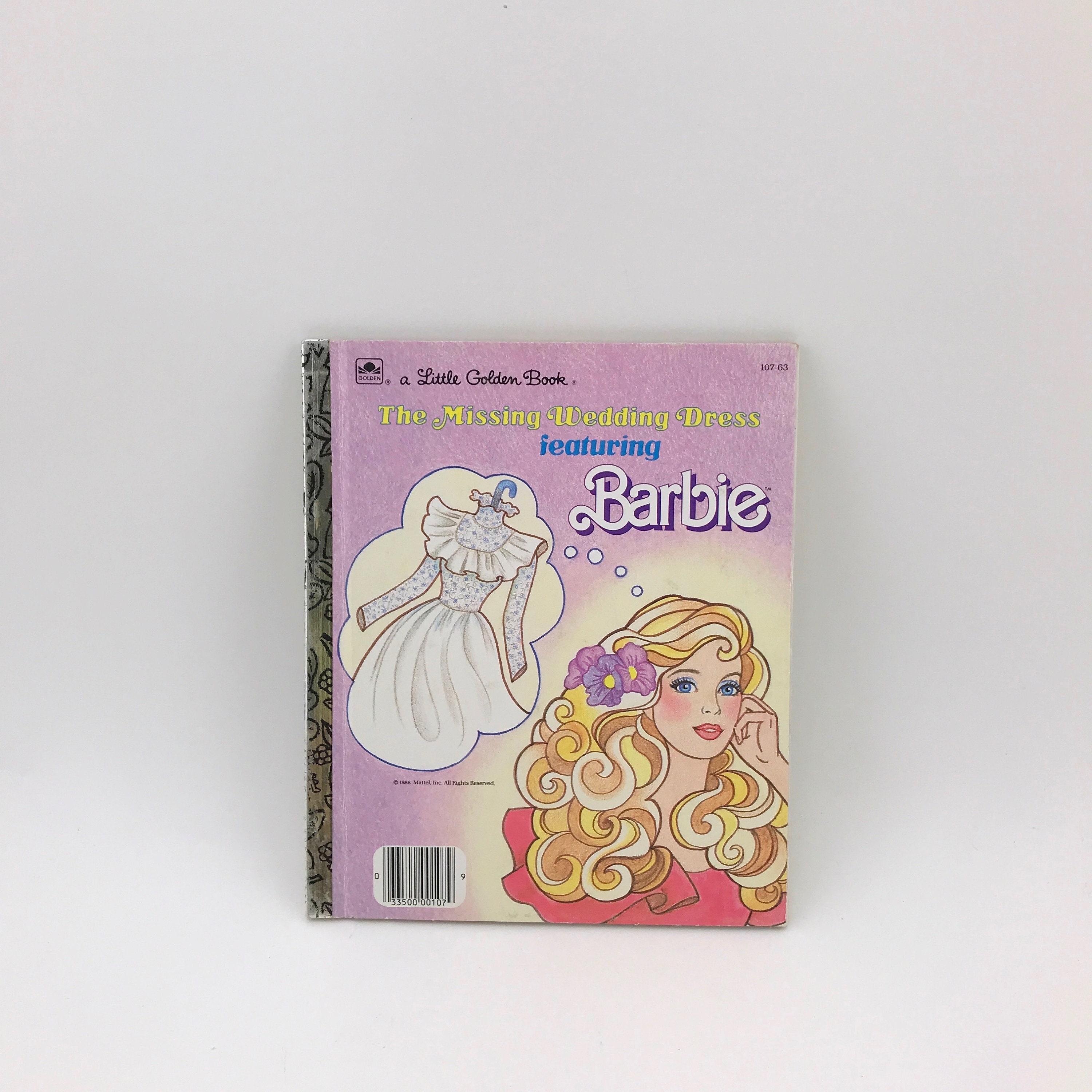 The missing wedding dress featuring barbie | Beachweddingtips.com