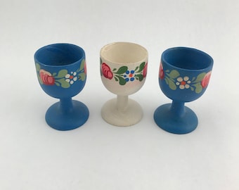 Vintage Wooden Egg Cups, FAIR TO GOOD Condition, Hornburg Haus Egg Cups, Hand Painted Wooden Egg Cups