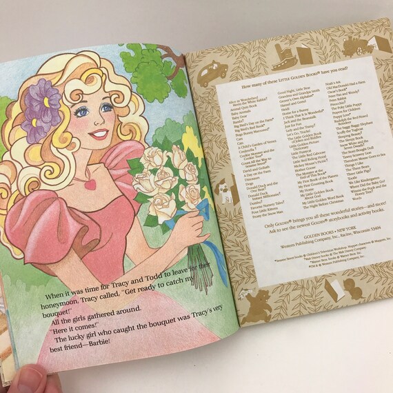 Wedding top dress books