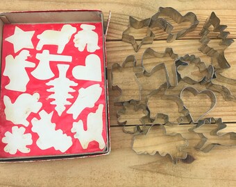 Vintage Metal Cookie Cutters, Box Of Cookie Cutters, Holiday Cookie Cutters