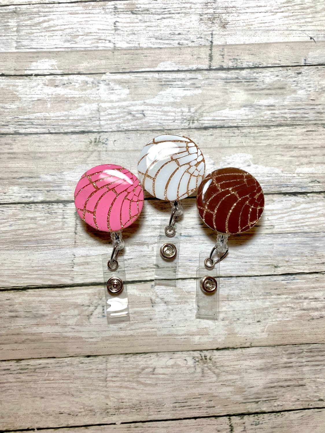 Concha Glitter Badge Reel | Badge Holder | Pink | White | Brown