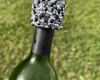 Rhinestone bottle stopper | Wine bottle stopper | Bottle Stopper | Gift for her | Black silver