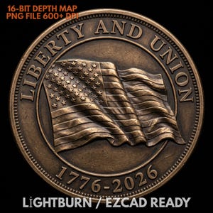 Può includere: Una moneta circolare color bronzo con un rilievo di una bandiera americana che sventola al centro. Il testo LIBERTY AND UNION è impresso lungo il bordo superiore e gli anni 1776-2026 sono impressi lungo il bordo inferiore della moneta.