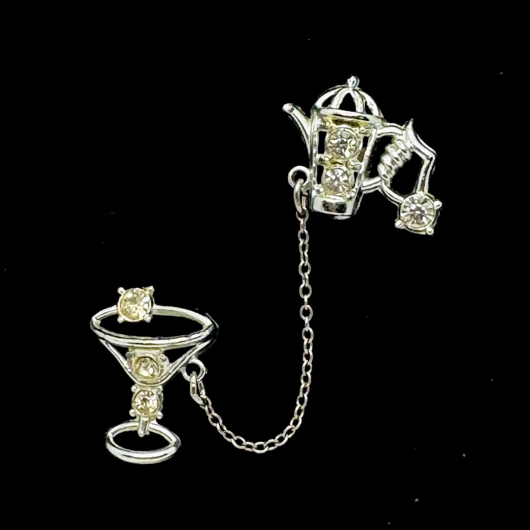 Vintage 40’s Silver Rhinestone Cocktail Shaker Teapot Chain Martini ...