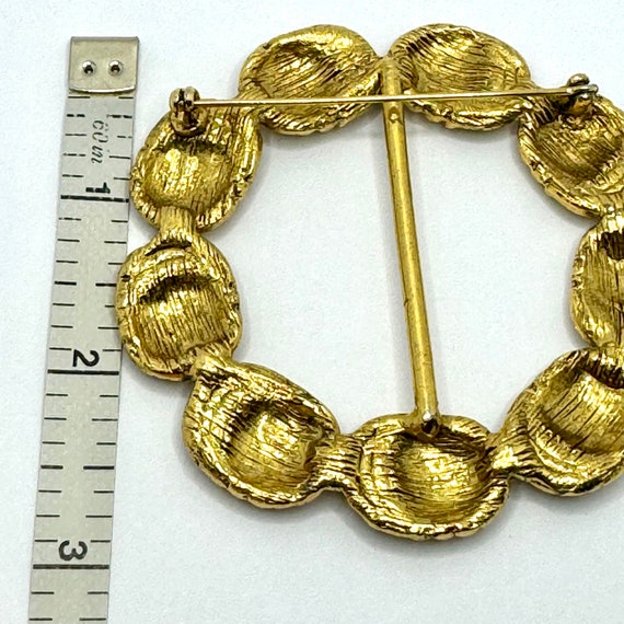 RARE!! Vtg Gold Tone EGYPTIAN SCARABS Brooch Buck… - image 4