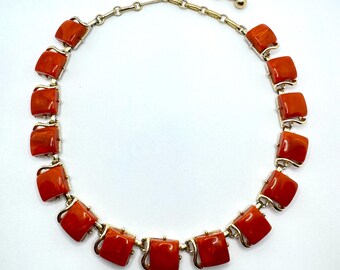 Collier Ancien En Bakélite Rouge Cerise - Amber Faturan - Bijou Vintage - Occasion