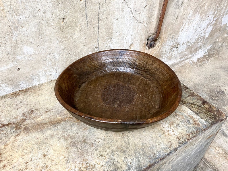 Antique Welsh Treen Wooden Dairy Bowl image 3