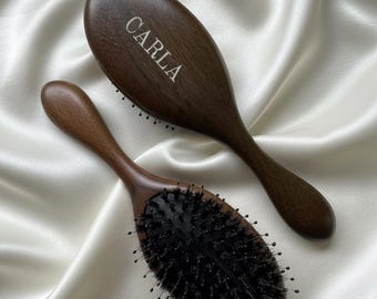 Personalized Sandalwood Boar Bristle Hair Brush – Custom Engraving, Chic Modern Design