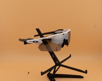 Sportzonnebril wit en zwart / chroomlens