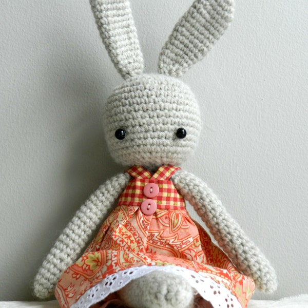 Crochet bunny (pretty in a paisley sundress)