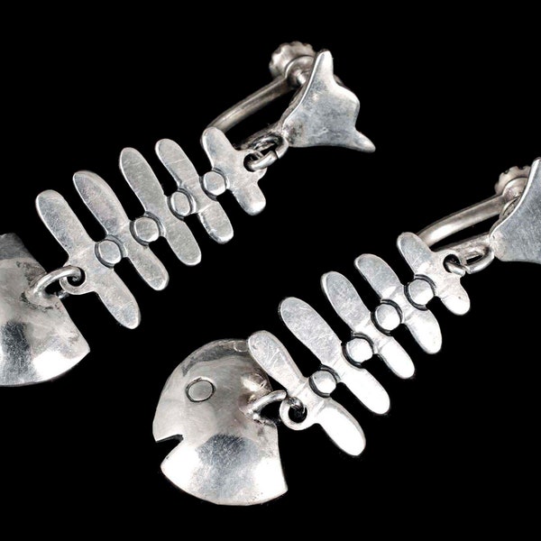 Mexican silver modernist Dangle Earrings // Taxco fish bone fish skeleton dsgn // 1940s vintage