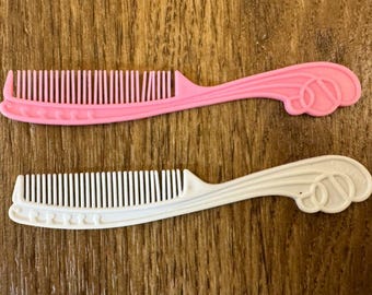 Muñeca Barbie vintage de los años 80 con peine blanco y rosa de 4 pulgadas