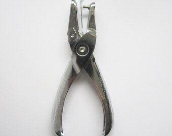 single hole hand held paper craft hole punch