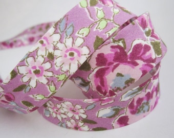 3.25yds / 3m - 18mm floral bias binding - pink flowers on purple violet