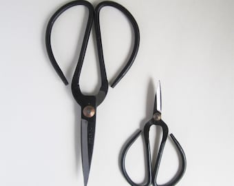 Vintage style traditional hand forged cast iron black tailors scissors - large or small size