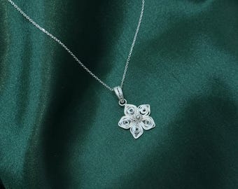 Sterling Filigree Flower Necklace – Handmade Vintage Silver Floral Pendant