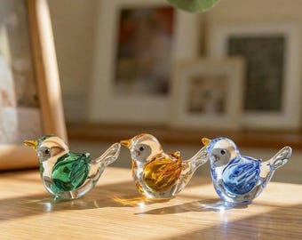 Handgemaakt glazen vogelbeeldje, handgeblazen miniatuur kunstglas dier, kleurrijk vogeldecor, cadeau voor vogelliefhebber, grillig glazen ornament