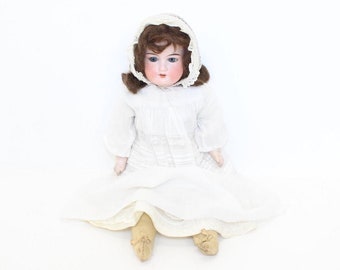 Antique Edwardian AM Armand Marseille doll 370 German bisque head sleep eyes in clothes