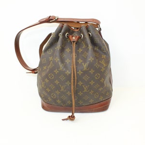 Vintage 1970s Louis Vuitton Noe Monogram Drawstring Shoulder 