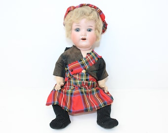 ドイツ製ビスクアンティークドール アルマン・マルセイユ 370 AM