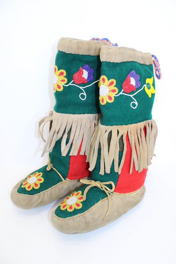 Vintage Mukluks Canadian Native American Indian High Top 