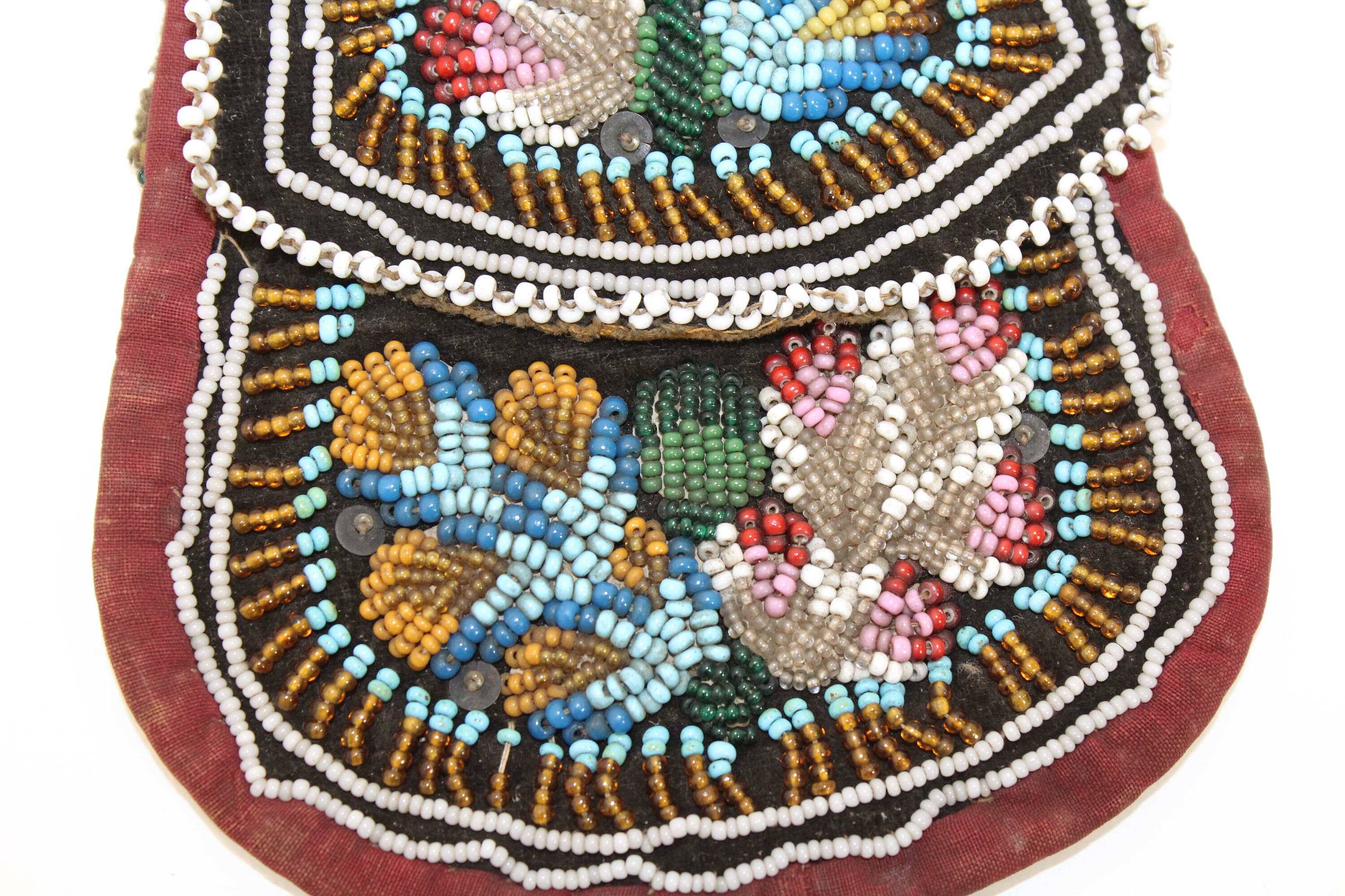 Antique Iroquois Native American Indian Beadwork Beaded
