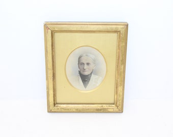 Antique Victorian miniature portrait watercolour painting of elderly lady in period frame