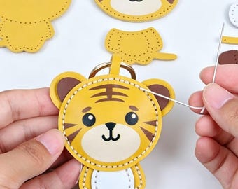 DIY Cowhide Tiger Keychain Kit, Hand-Sewn Leather Animal Pendant Craft, Beginner Sewing Project