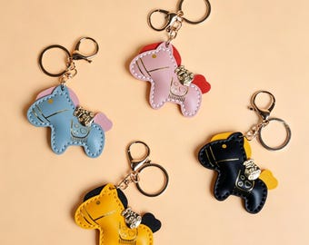 DIY Pony Keychain Kit, PU Leather Craft Set, Beginner Friendly Sewing Project