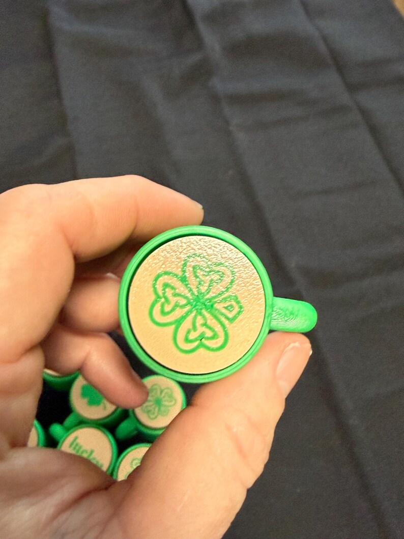 St Patrick's Day Fidget Clicker Toy • Shamrock Desk Toy, Party Favor ...